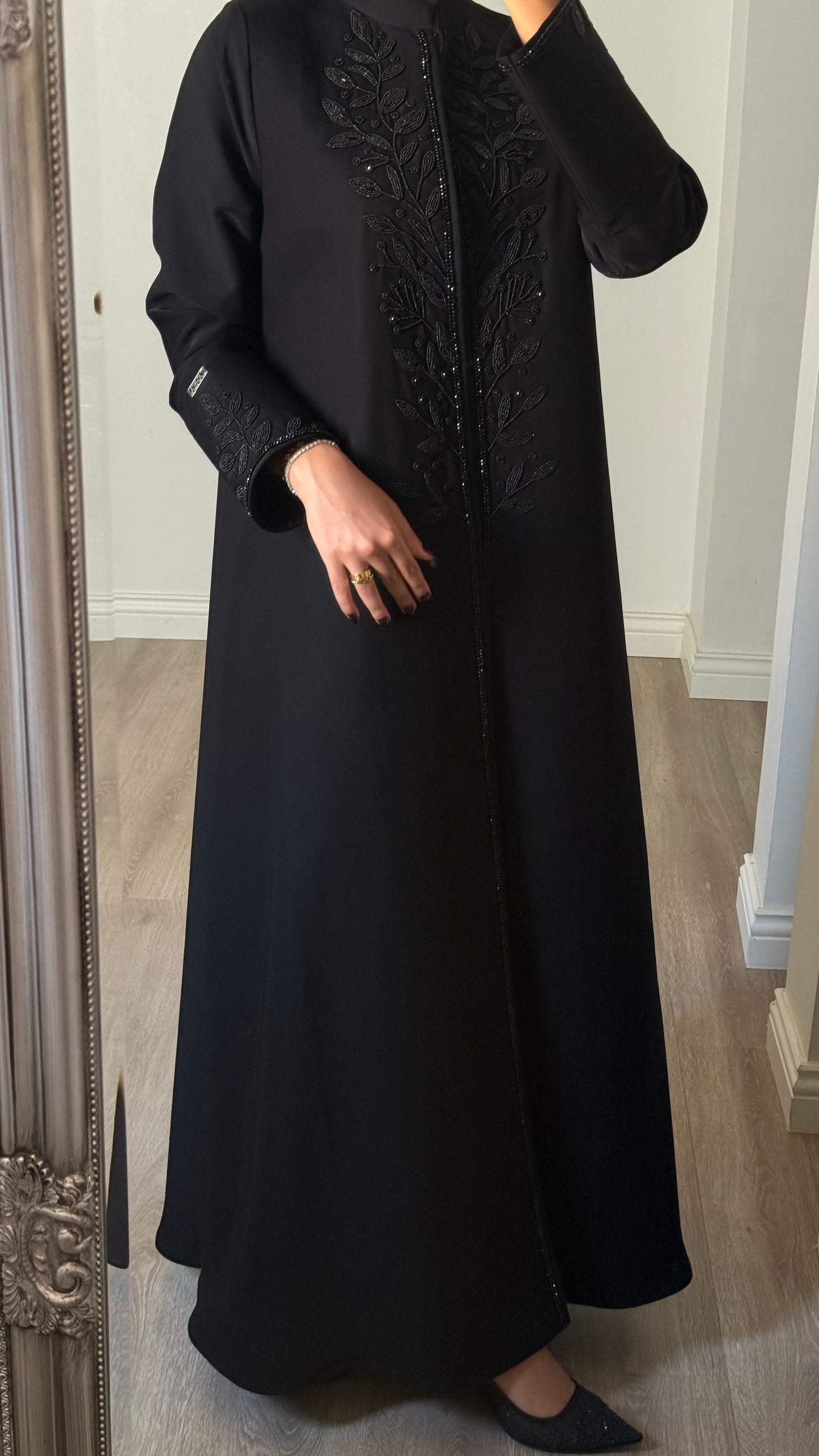 Leaf - Black Abaya