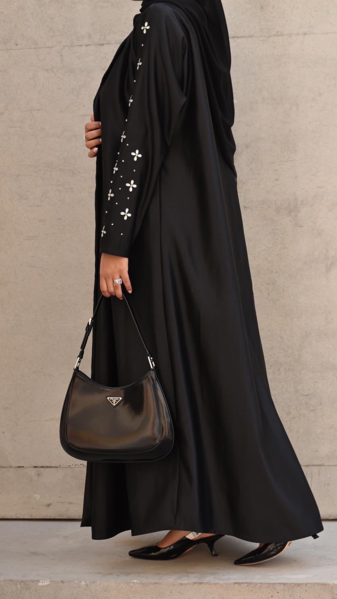 Crystals black tefta abaya