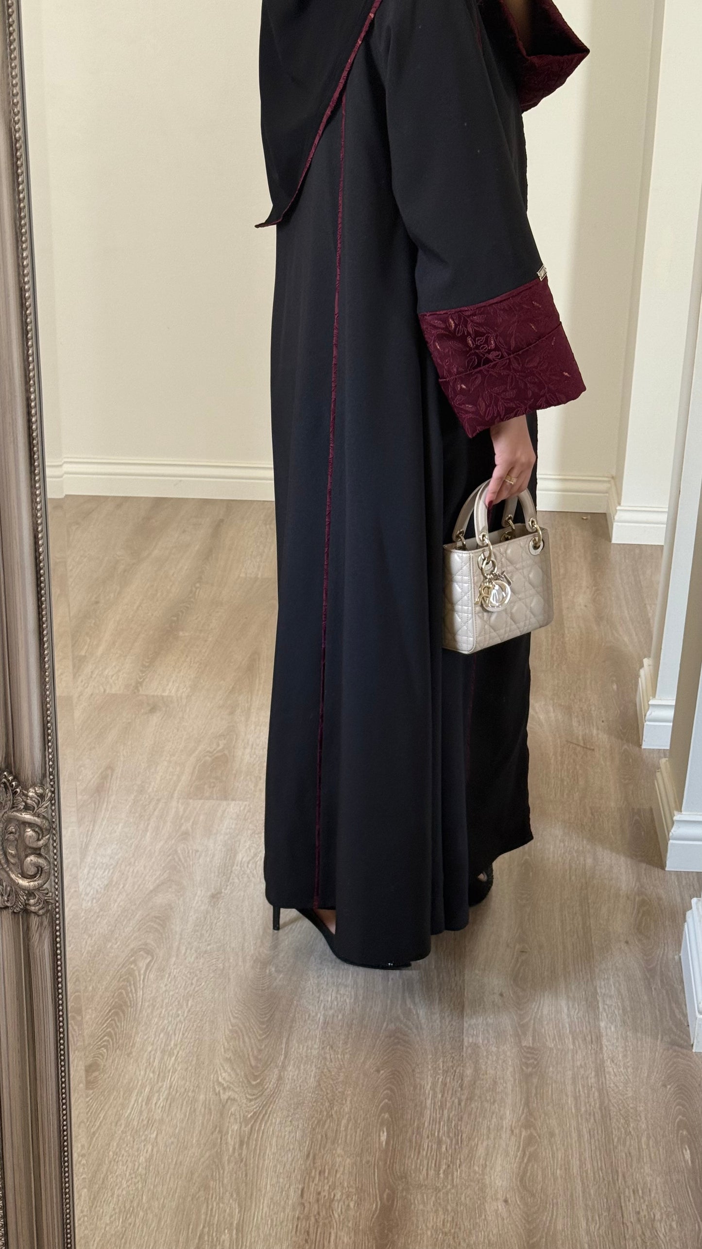 Maroon abaya